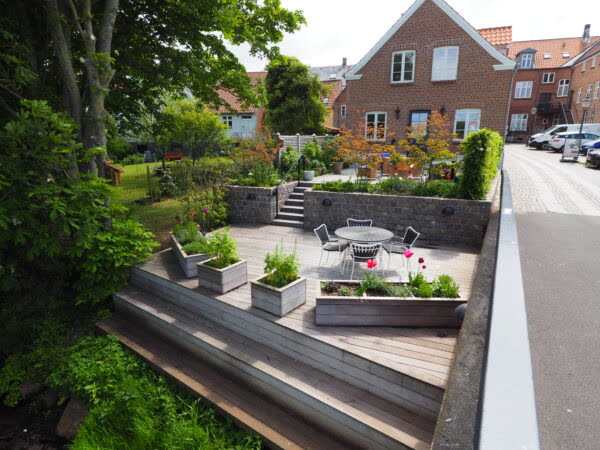 Terrasse og belægning